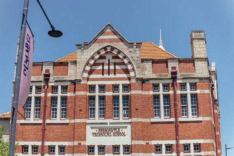 Private City Kickstart Tour: Fremantle Icons & Gems Of Perth - Accommodation ACT 1